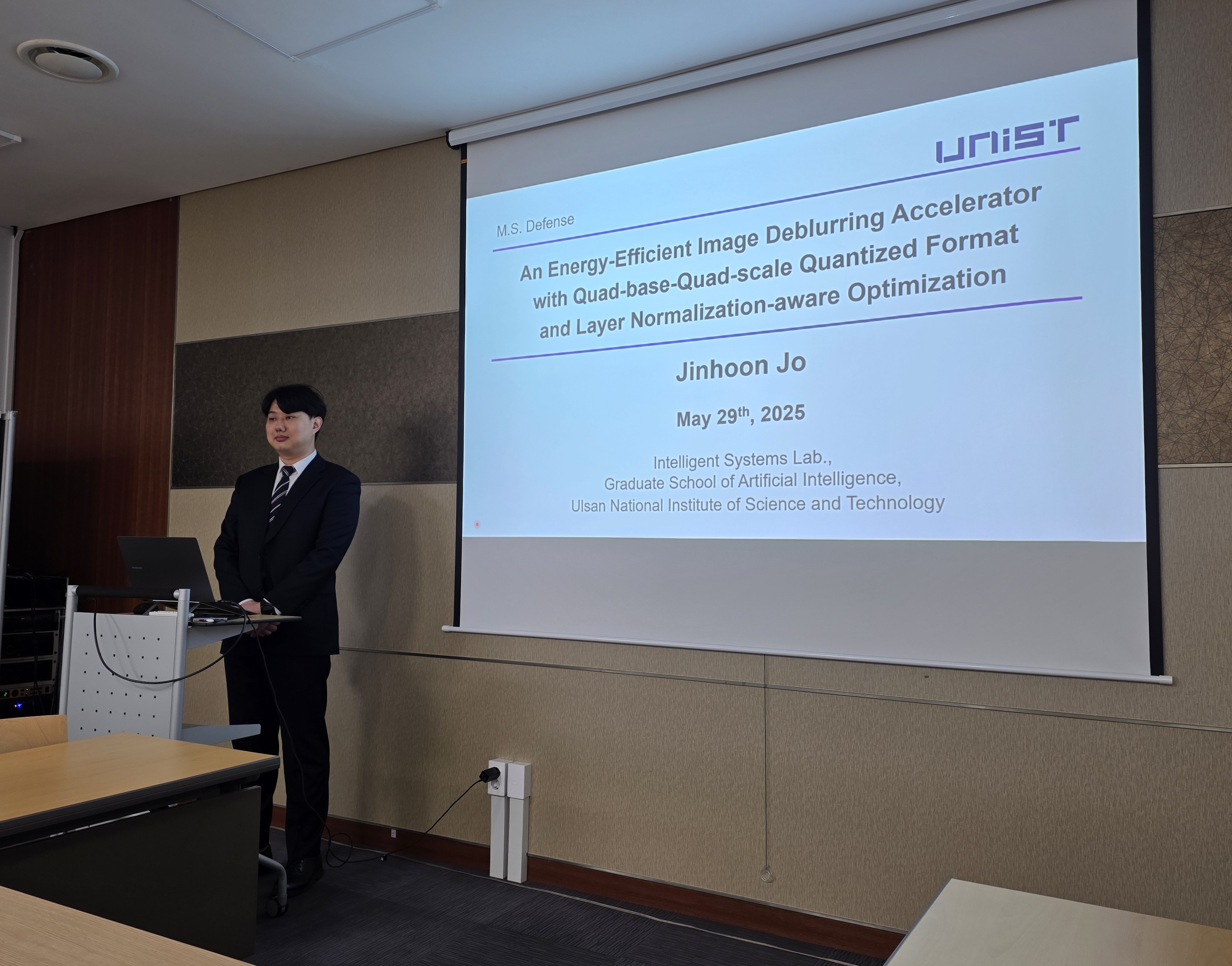 Jinhoon’s M.S. defense was a great success! Congratulations on this important milestone and best wishes for the next chapter!