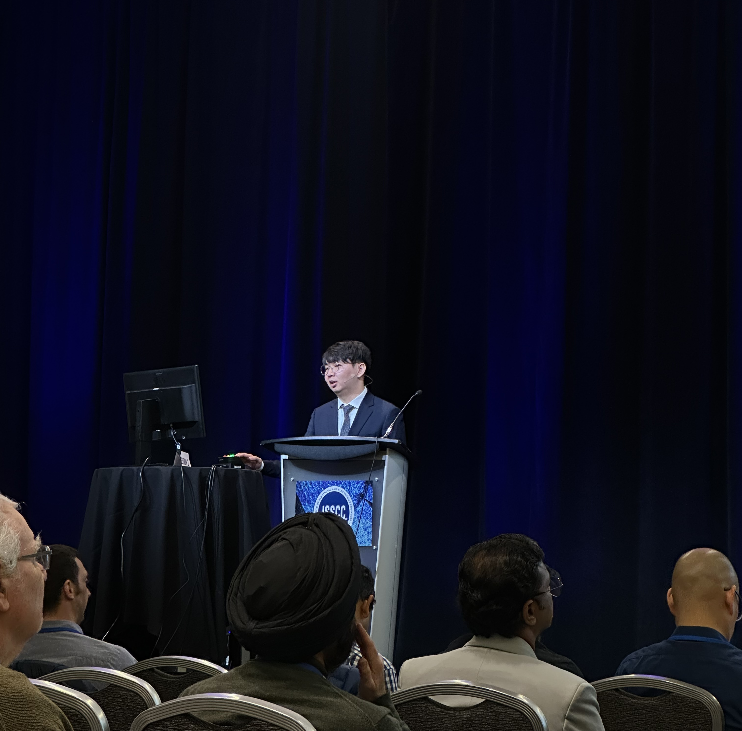 Jueun delivered a great presentation at ISSCC 2026!
He presented our work on an end-to-end driving processor with heterogeneous core orchestration, featured in the prestigious Processors session.